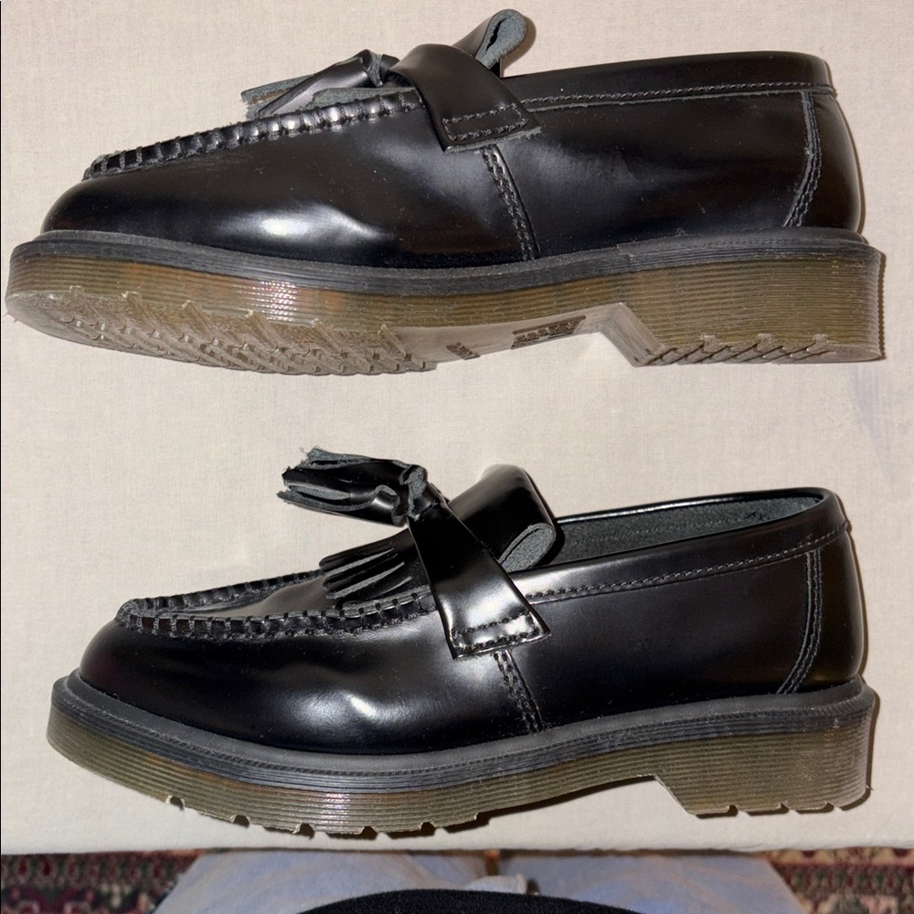 Unisex Dr. Martens Adrian Unisex Tassel Loafers size 5 Ladies Like New - Picture 4 of 15